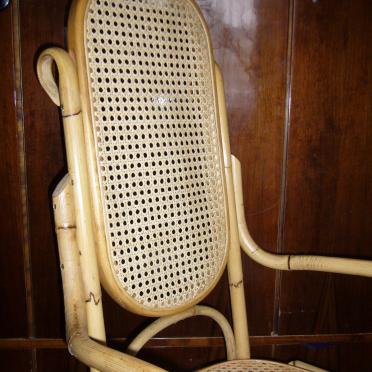 oprava třtiny židle tonett